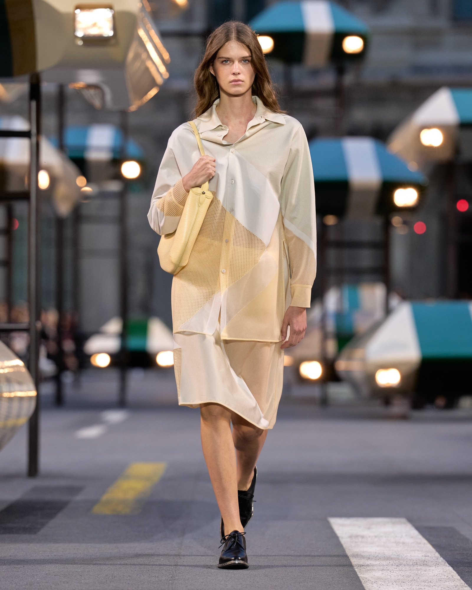 Women's Spring-Summer 2027 Show | LOUIS VUITTON ®